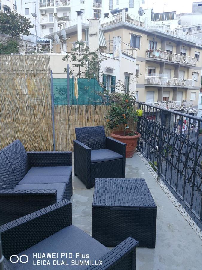 Amalfi Small Wonder Tiny Town House Dış mekan fotoğraf