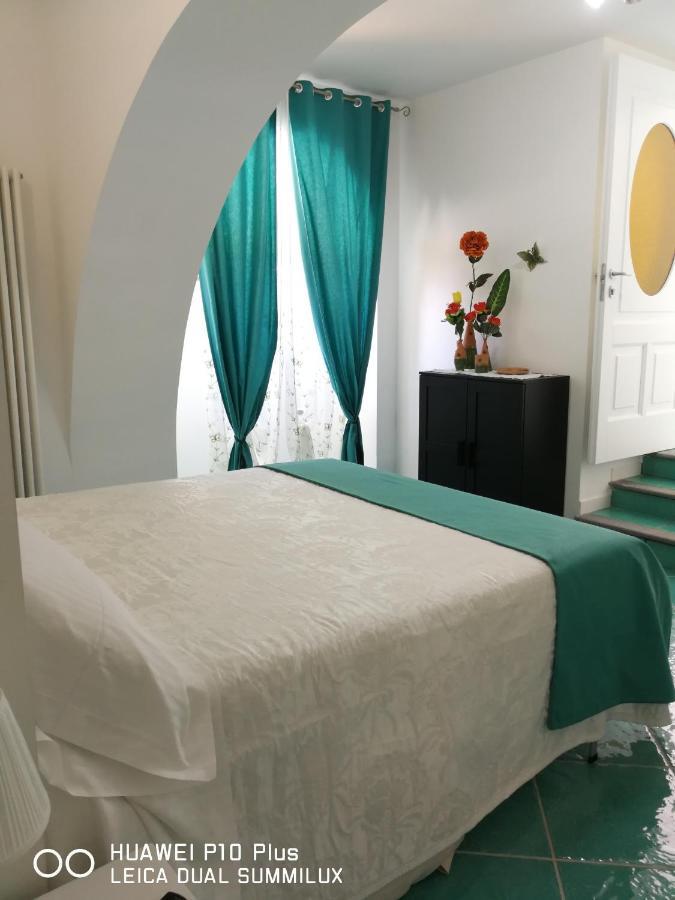Amalfi Small Wonder Tiny Town House Dış mekan fotoğraf